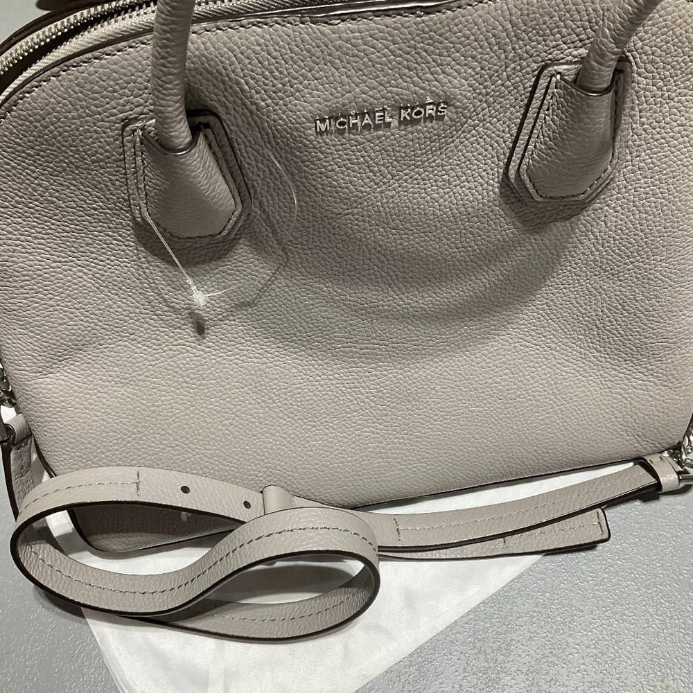 Michael Kors Leather Bag - Picture 7 of 11